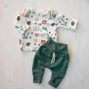62 beige Sanetta Pure Baby-M/ädchen Langarmshirt mit einem abstrakten Minimal-Print aus 100/% Bio Baumwolle